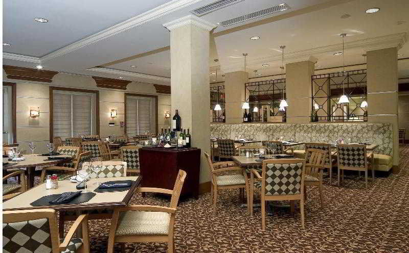 فندق هيوستنفي  أجنحة شيراتون هيوستون نير ذا غاليريا المطعم الصورة